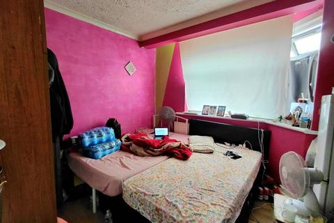 3 bedroom end of terrace house for sale, Waye Avenue,  Hounslow, TW5