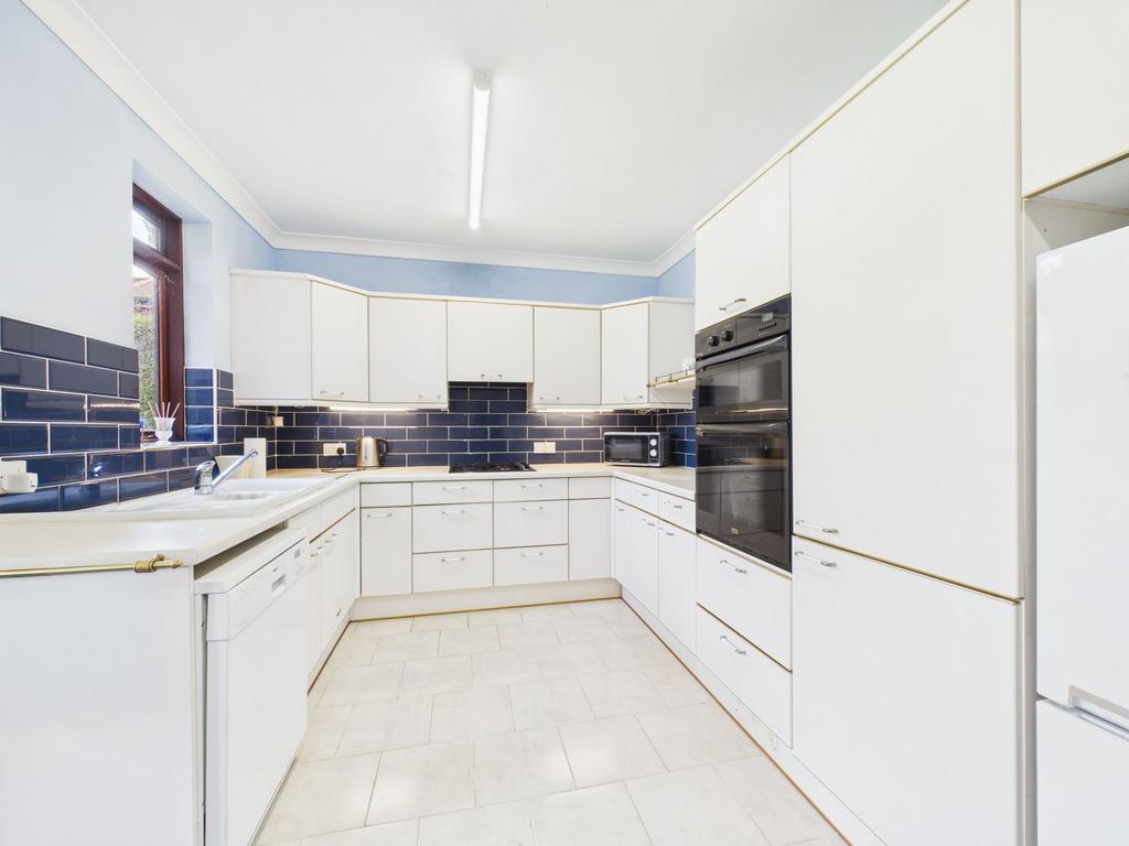 House in Nottingham - View 5