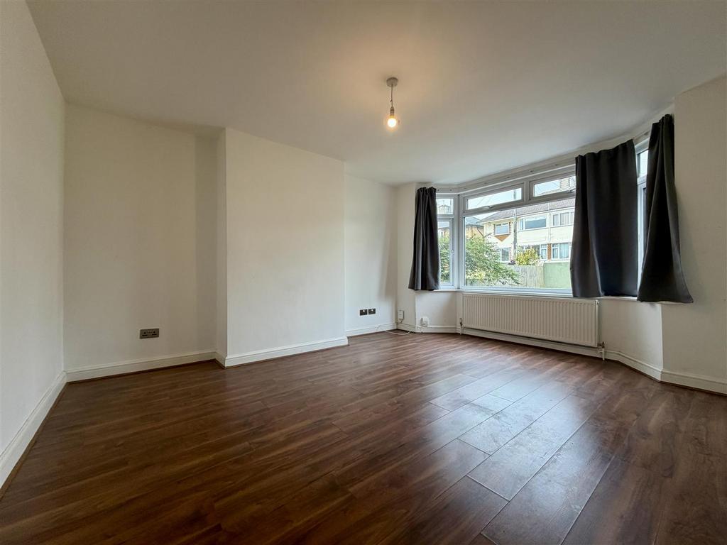 House in Bristol, Hengrove - View 2