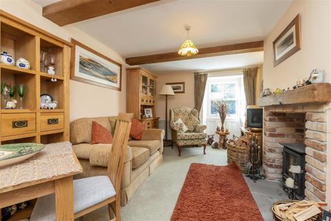 4 bedroom cottage for sale, The Green, Piercebridge, Darlington