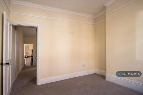 2 bedroom terraced house to rent, Dunster St, Leicester, LE3