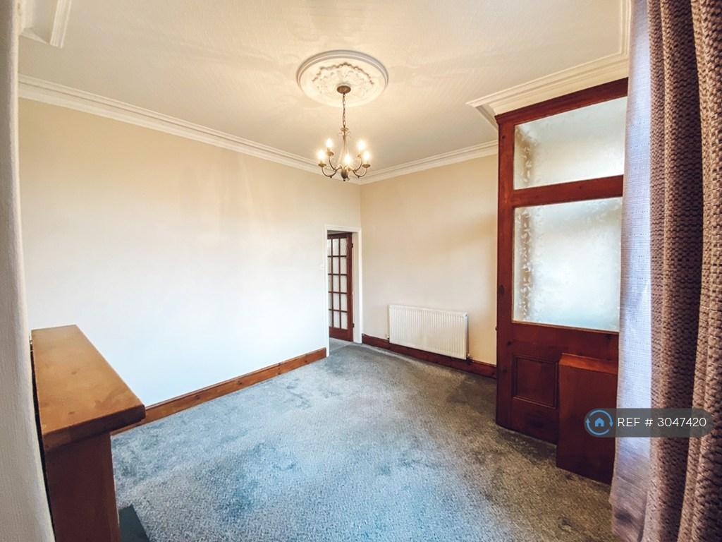 House in Droylsden, Manchester - View 2