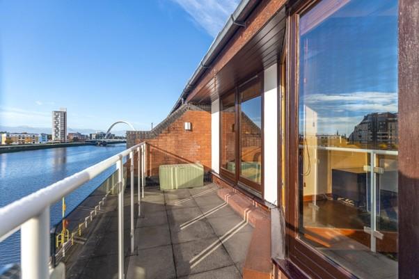 Apartment in Glasgow - View 5
