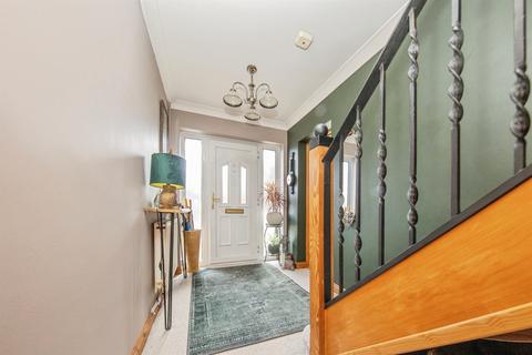3 bedroom semi-detached house for sale, Bridport Avenue, Ipswich