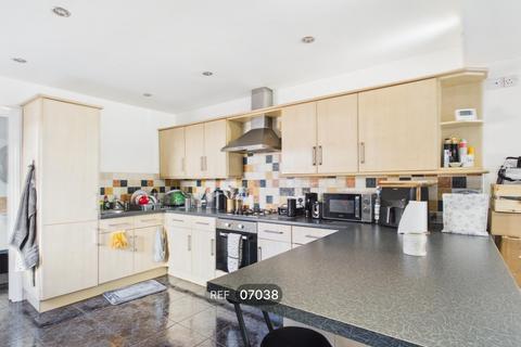 1 bedroom flat to rent, Glebe Road, Peterborough, PE2 8BG