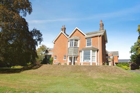 2 bedroom apartment for sale, Winton Hill, Stockbridge