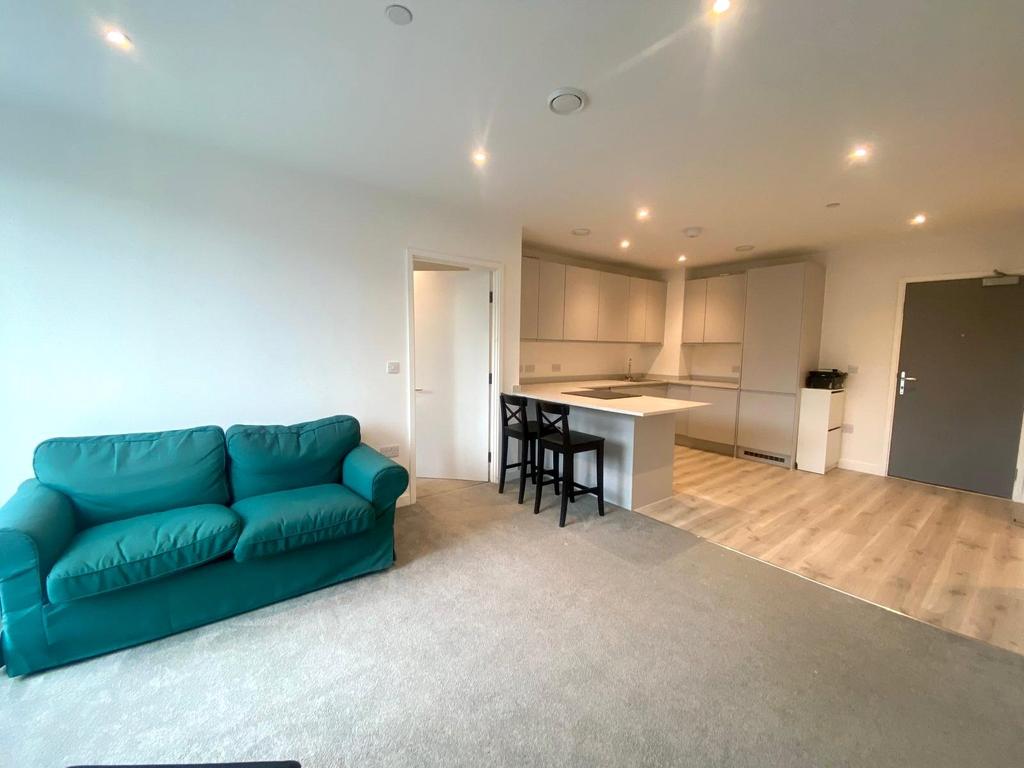 Apartment in Trafford Park - View 3