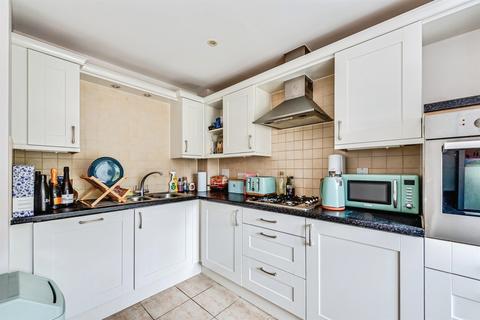 3 bedroom terraced house for sale, Caldecott Chase, Abingdon
