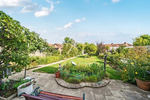 3 bedroom end of terrace house for sale, Aylesford Avenue, Beckenham