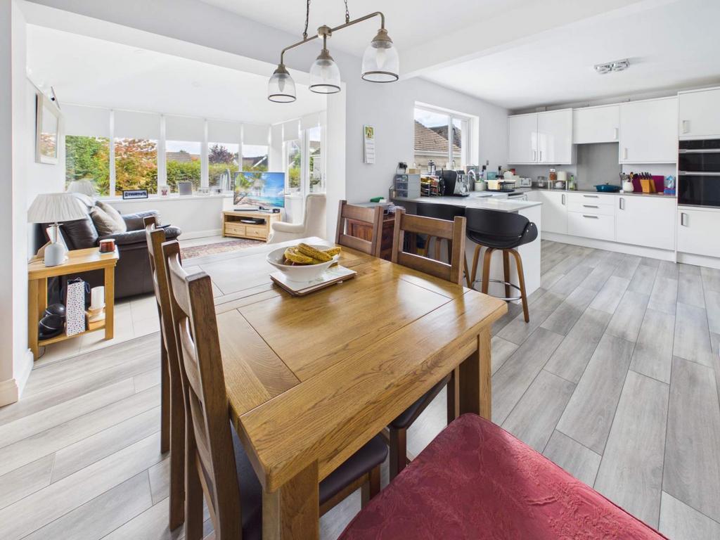 House in Rhiwbina - View 3