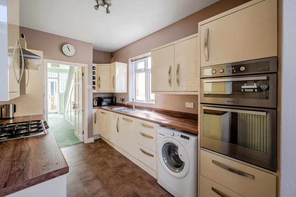 House in Bristol, Westbury on Trym - More
