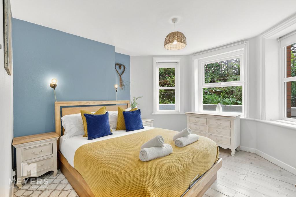 Apartment in Bournemouth - View 2