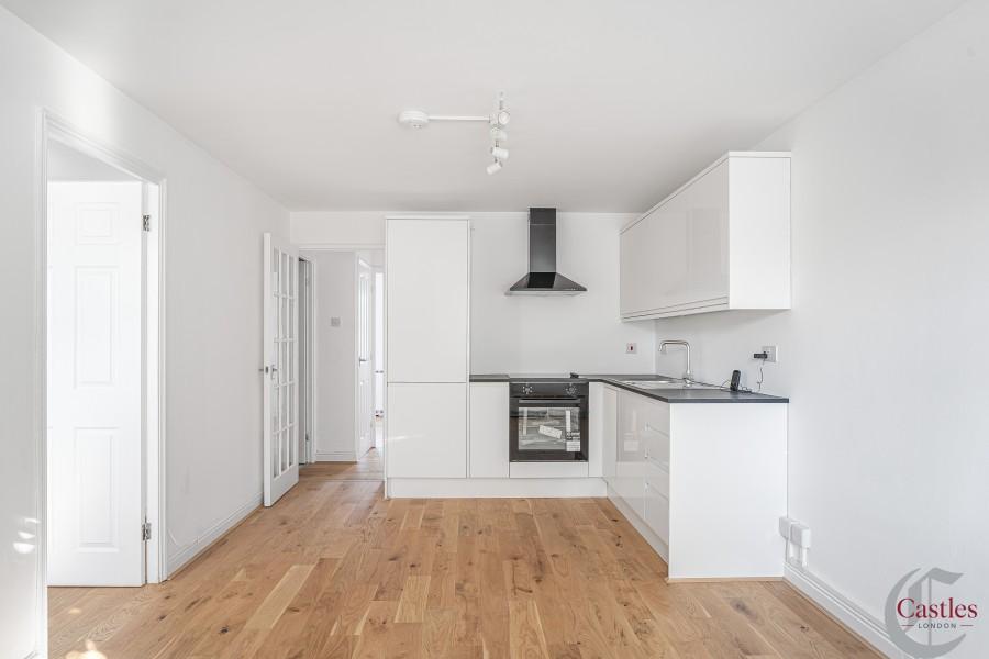 Apartment in Enfield - View 3