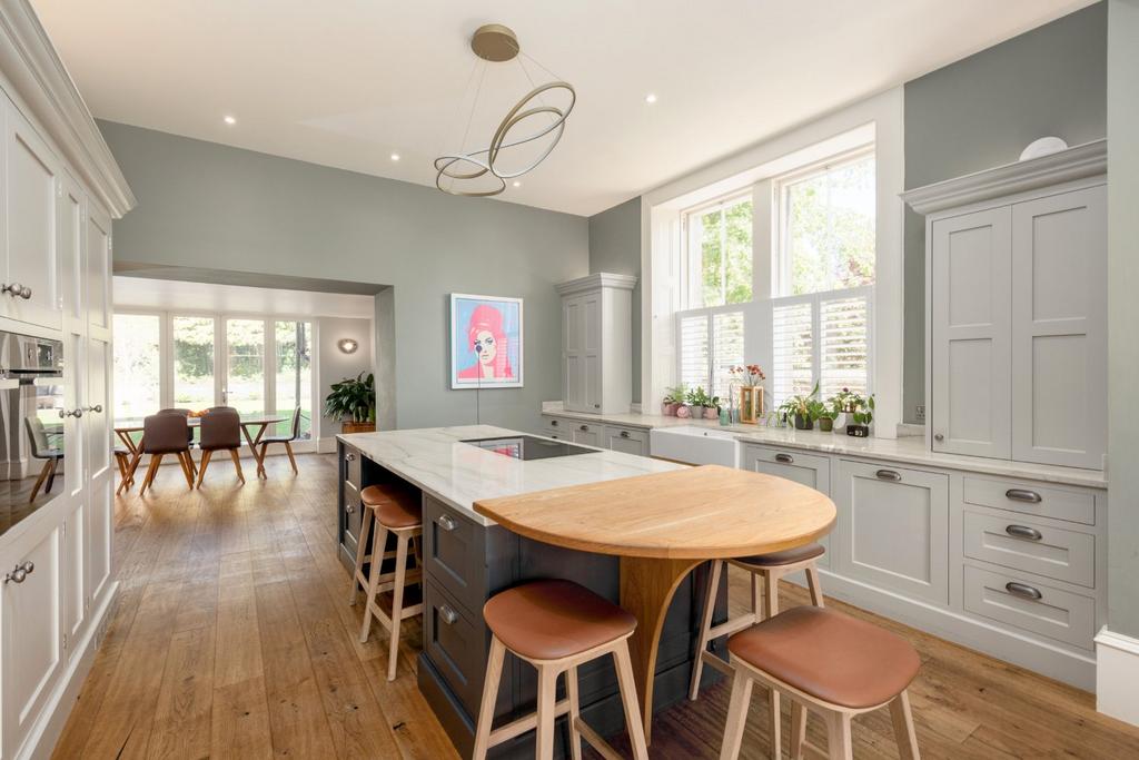 House in Edinburgh - View 4
