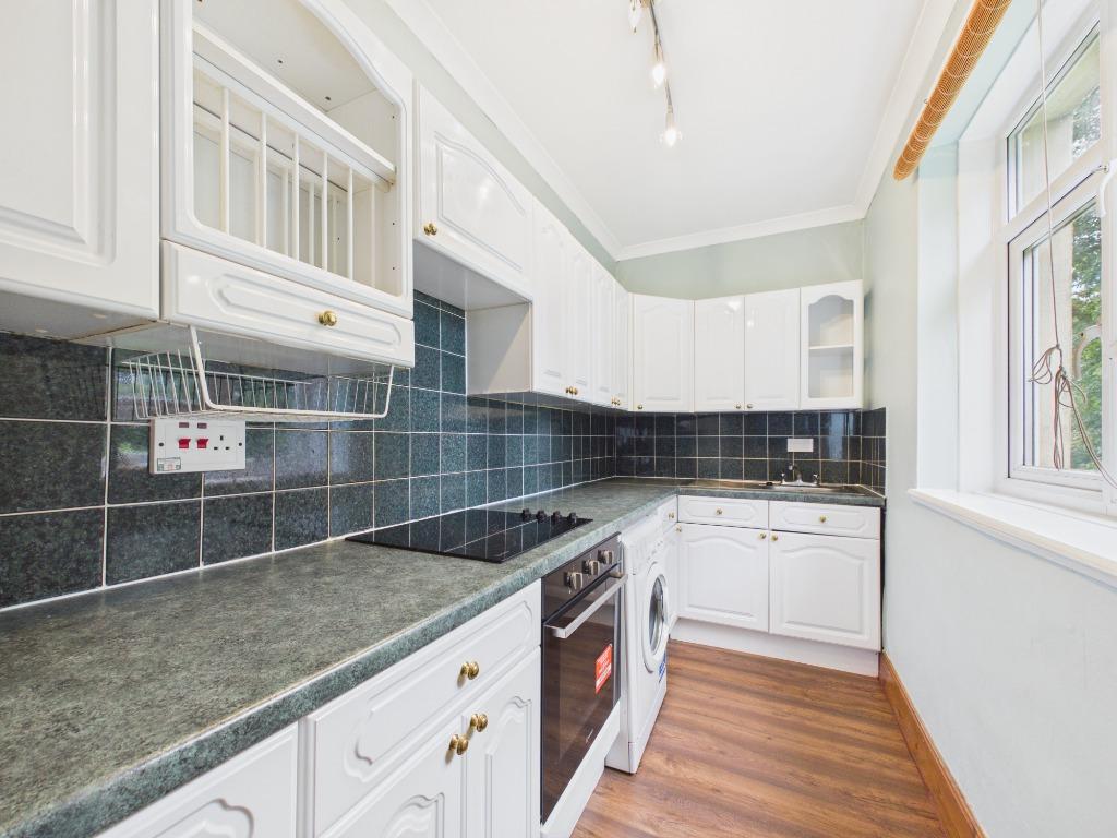 Apartment in Edinburgh - More