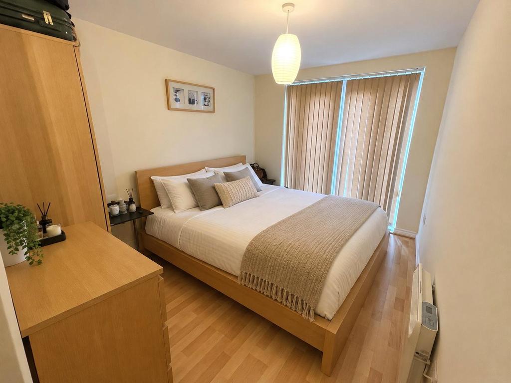 Apartment in Salford - View 5