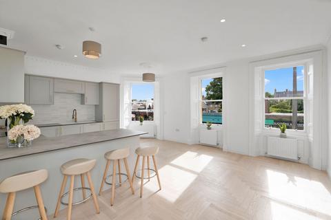 2 bedroom flat for sale, Portobello High Street, Portobello, Edinburgh, EH15