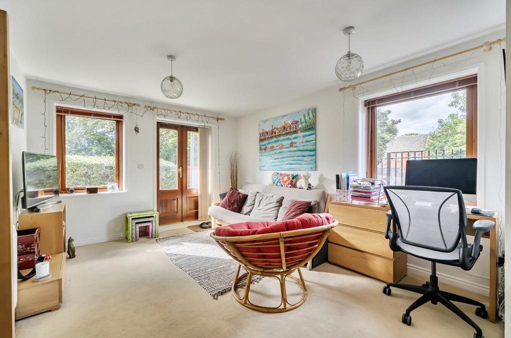 Apartment in Berkshire - View 3