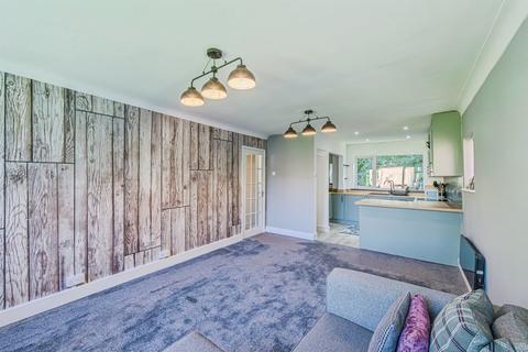 2 bedroom flat for sale, Garrard Gardens, Sutton Coldfield