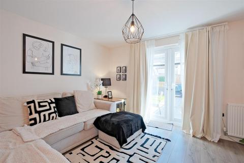 2 bedroom semi-detached house for sale, Skylark Gardens, Cambuslang