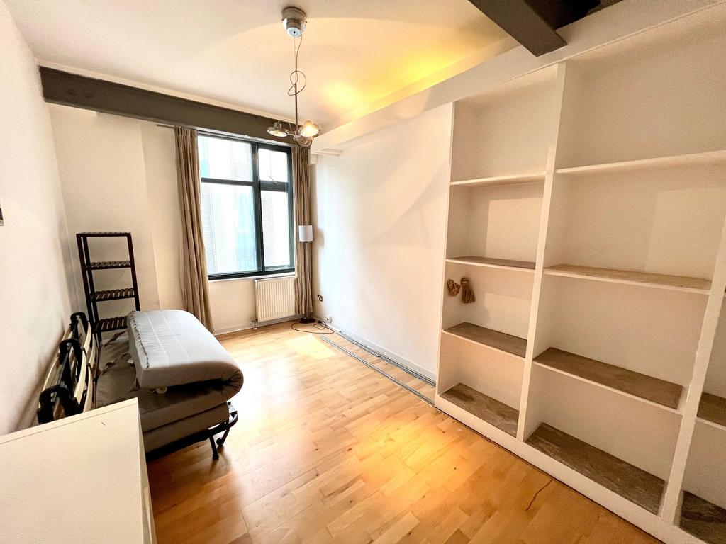 Apartment in Manchester - More