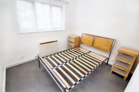 1 bedroom apartment to rent, Turnpike Lane, Uxbridge, UB10
