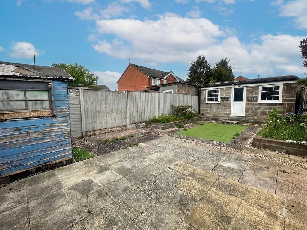 House in Leicester, Mowmacre Hill - View 3