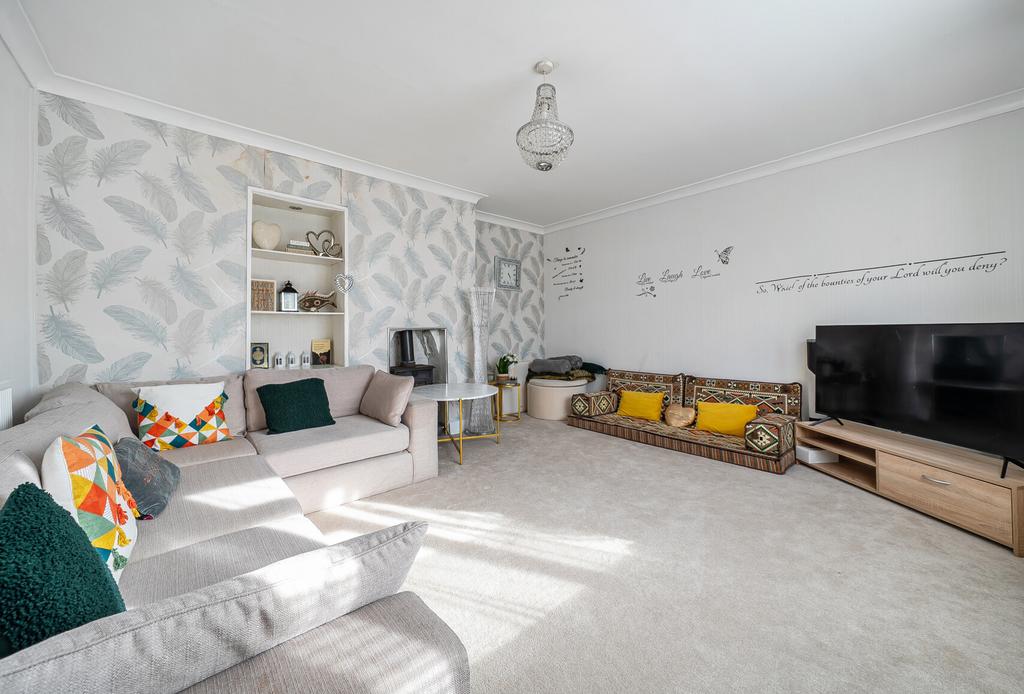 House in Bristol, Soundwell - More