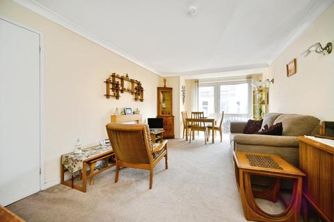 1 bedroom apartment for sale, Danny Sheldon House, Kemp Town BN2