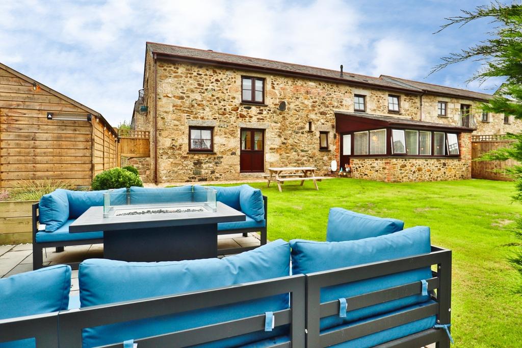House in Camborne, Cornwall - More
