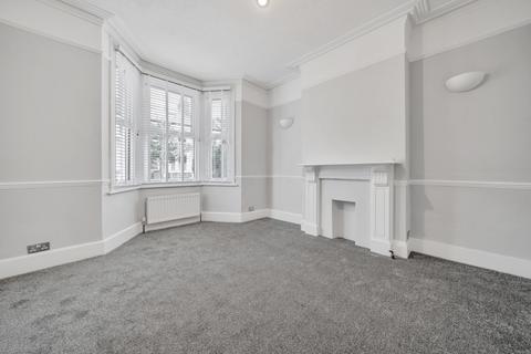 3 bedroom house to rent, Bradgate Road, London, SE6