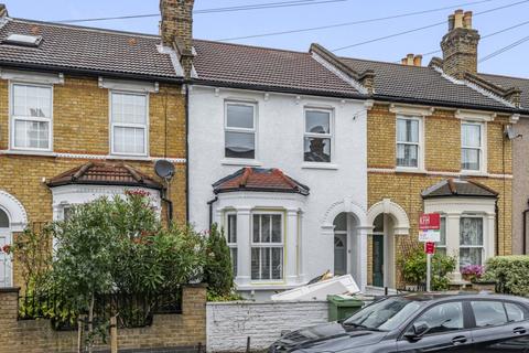 3 bedroom house to rent, Bradgate Road, London, SE6