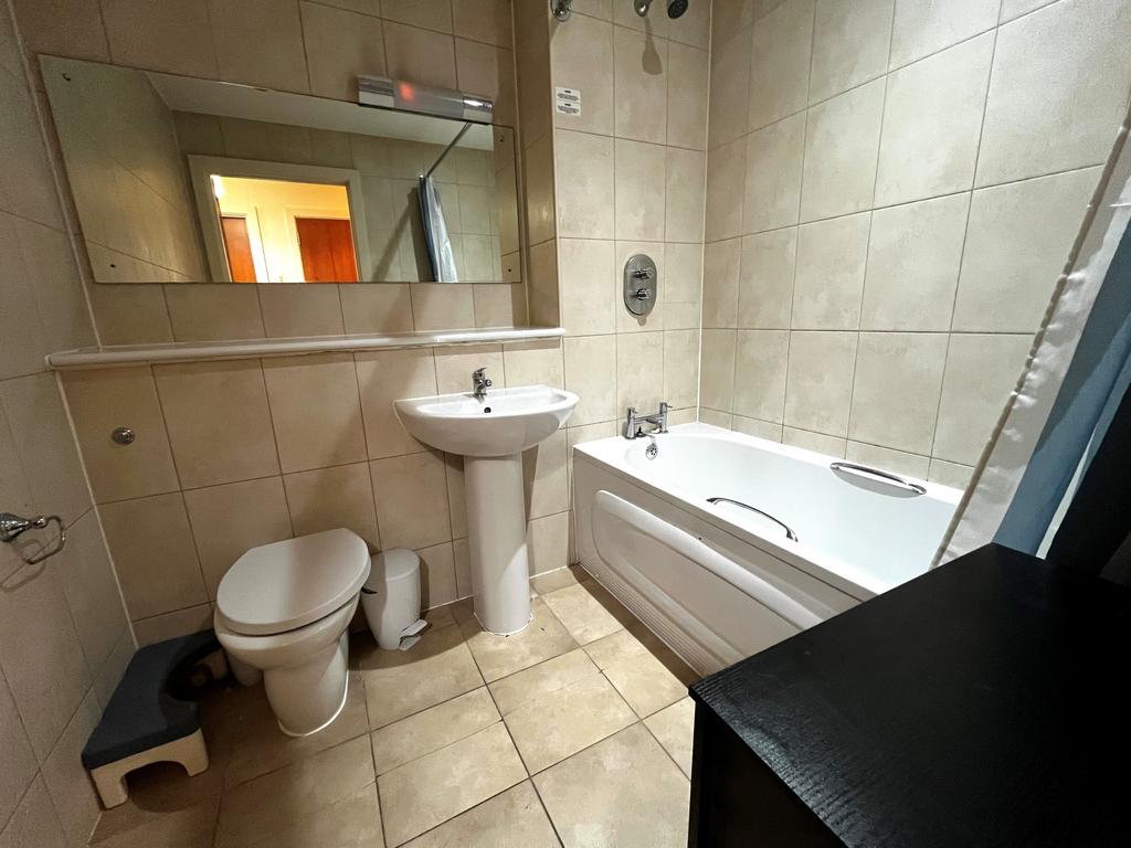 Apartment in Birmingham - More