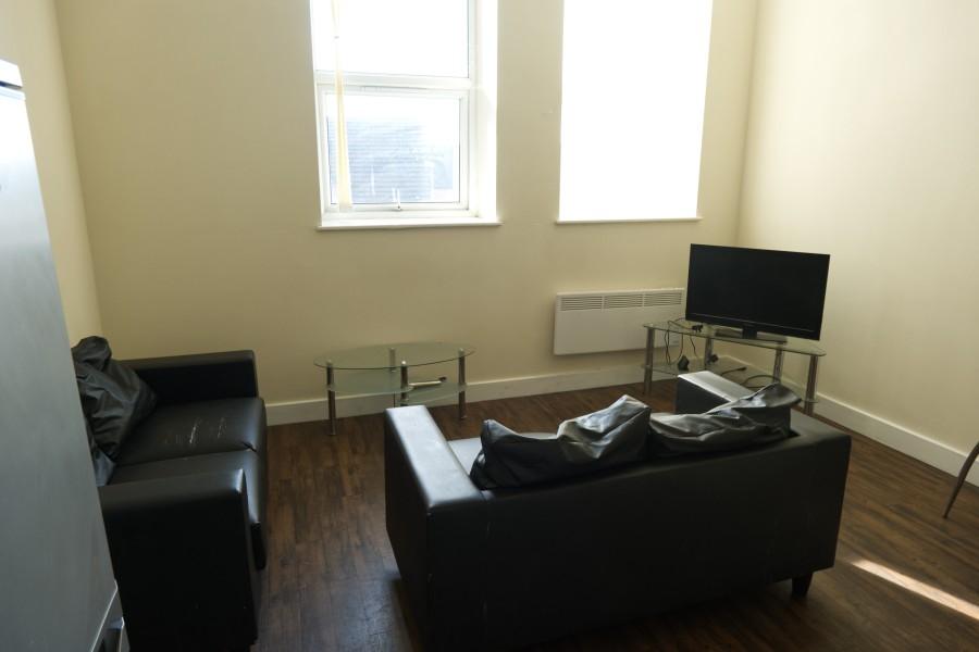 Apartment in Leicester - More