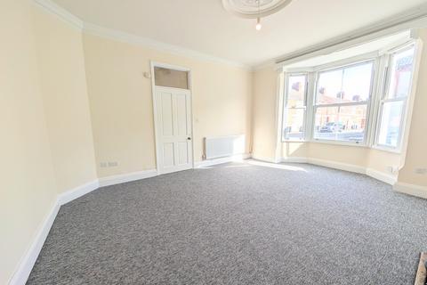 3 bedroom maisonette to rent, Lindsay Street, Kettering, NN16