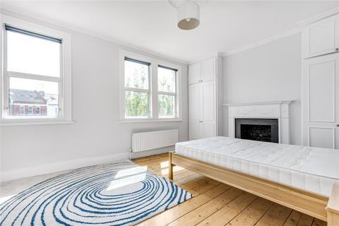 4 bedroom flat to rent, Lavender Sweep, London