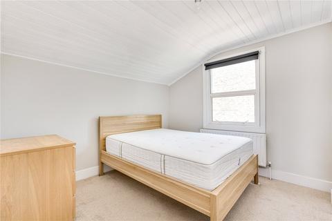 4 bedroom flat to rent, Lavender Sweep, London