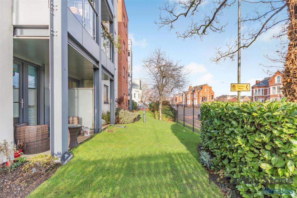 Apartment in Rushcliffe, West Bridgford - View 2