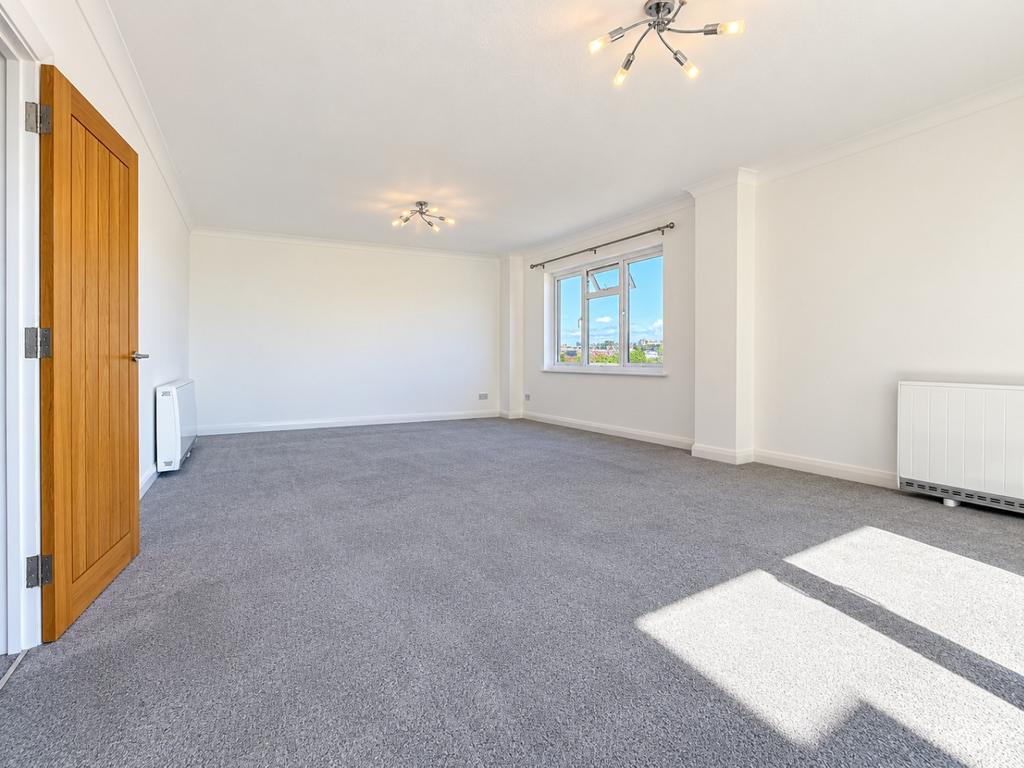 Apartment in Bournemouth - View 5