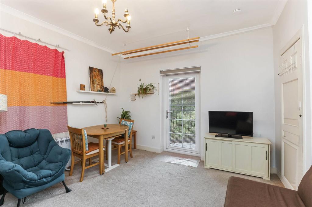 Apartment in Glasgow - View 3