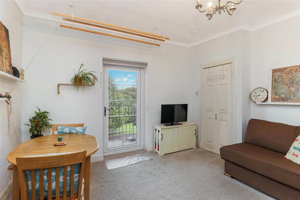 Apartment in Glasgow - View 4