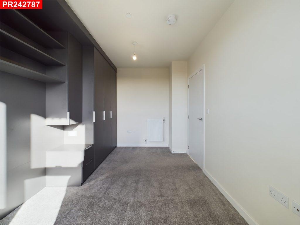 Apartment in Harrow - View 3