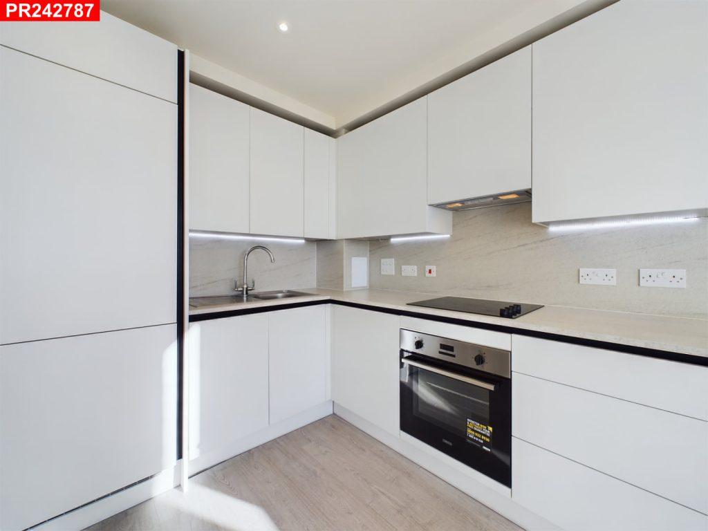 Apartment in Harrow - More