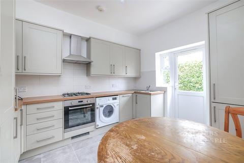 3 bedroom flat to rent, Derby Road, Uxbridge, UB8