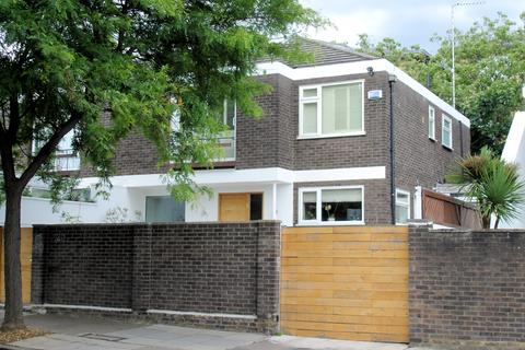 4 bedroom terraced house to rent, Loudoun Road, St Johns Wood, London, NW8