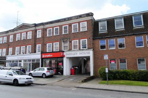 1 bedroom flat to rent, Shelley House, Bishopric, Horsham, RH12