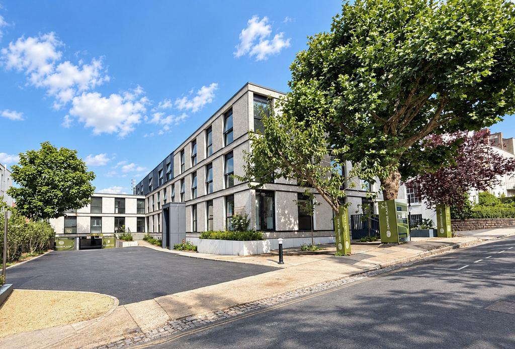 Apartment in Bristol