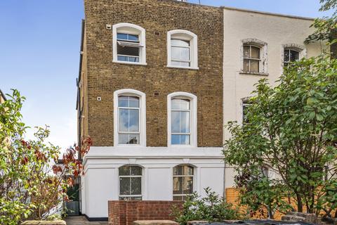 3 bedroom flat for sale, Southgate Road, Islington, London, N1