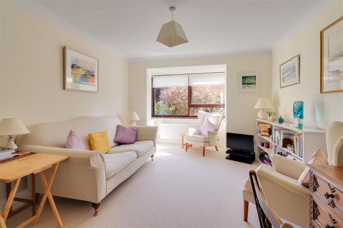 2 bedroom flat for sale, St. Stephens Place, Cambridge CB3