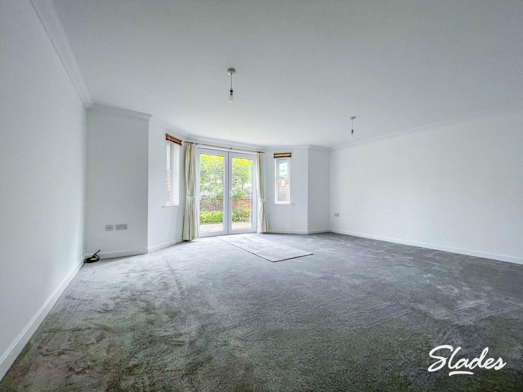 Apartment in Dorset - View 2